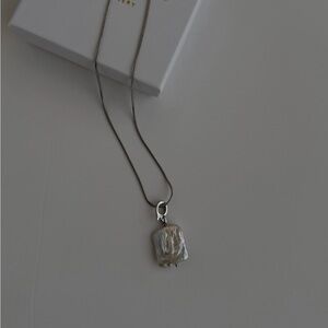 669 Snake Chain Necklace Pearl Pendant